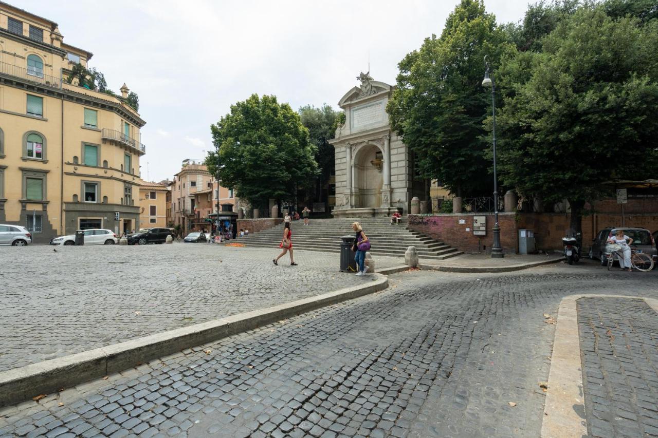San Pietro A Due Passi Grazioso Loft Rom